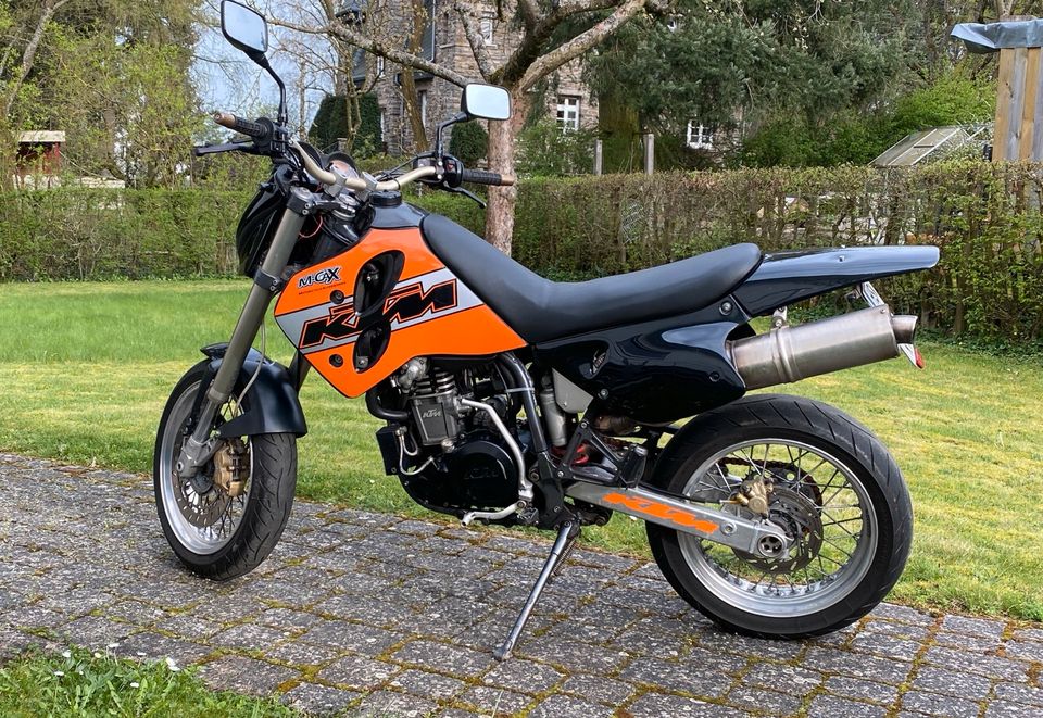 KTM Duke 1 Supermoto 620ccm in Medebach