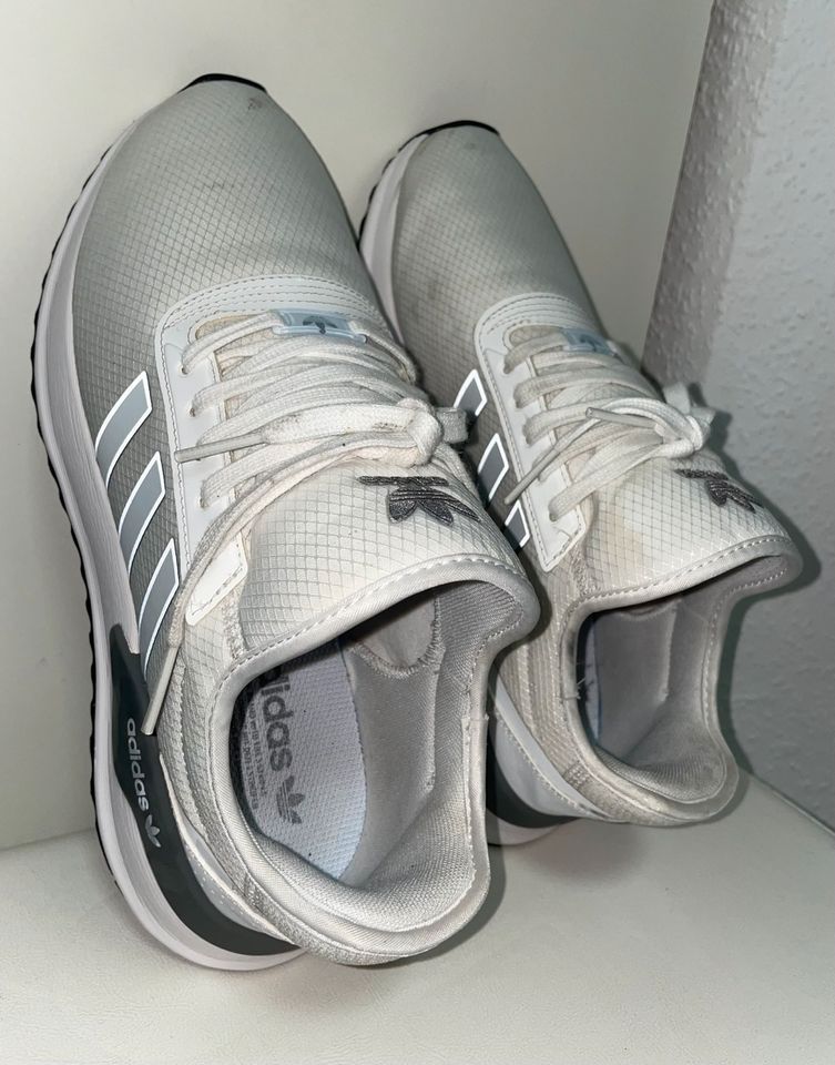 Adidas Herren Sneaker weiß in Andernach