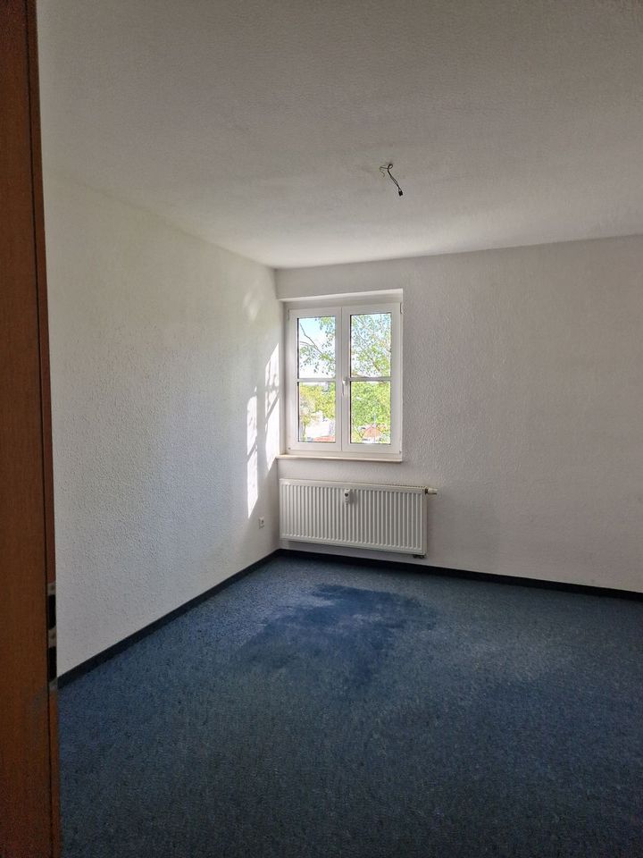 4 Zimmer Wohnung mit Balkon in Erfurt