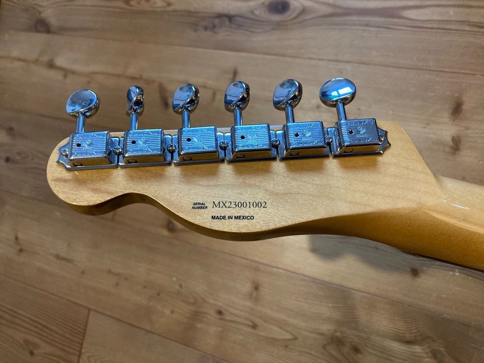 Fender Vintera 60s Telecaster Bigsby Sunburst mit Upgrades in Hemsbach