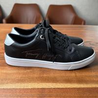 Original Tommy Hilfiger Leder Sneaker schwarz Glitzer Pailetten Niedersachsen - Oldenburg Vorschau