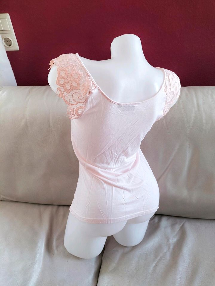 Top rosa Spitze Spitzentop Dentelle Viskose Sommertop Viskosetop in Schwieberdingen