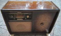 Altes Kommoden Röhren Radio "PHILIPS 1003" Vintage Schrank Deko Feldmoching-Hasenbergl - Feldmoching Vorschau