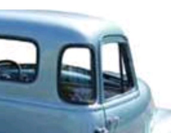 Set von 2 Chevrolet Pick Up Eckfenster 1947-1953 in Remagen