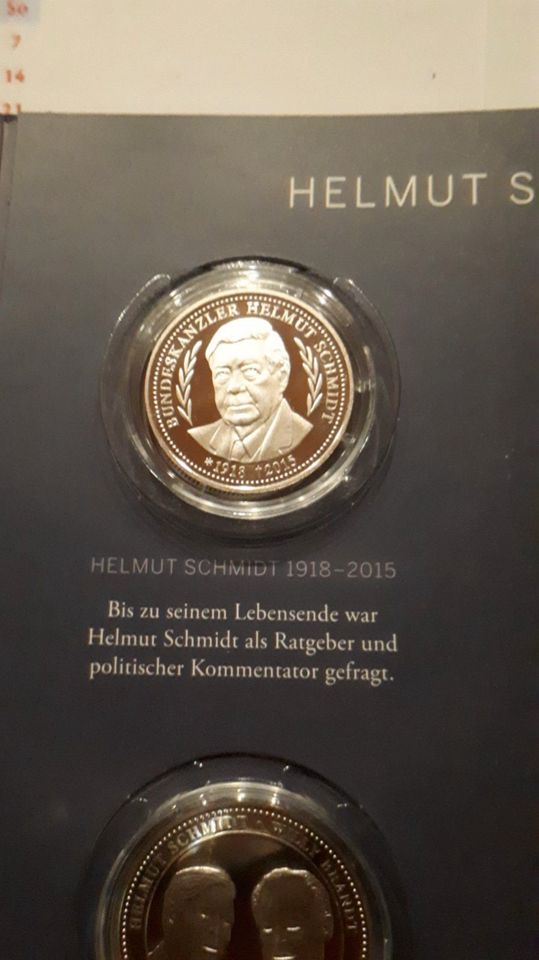 Helmut Schmidt Komplettedition inklusive Goldmünze (585er Gold) in Mönchengladbach