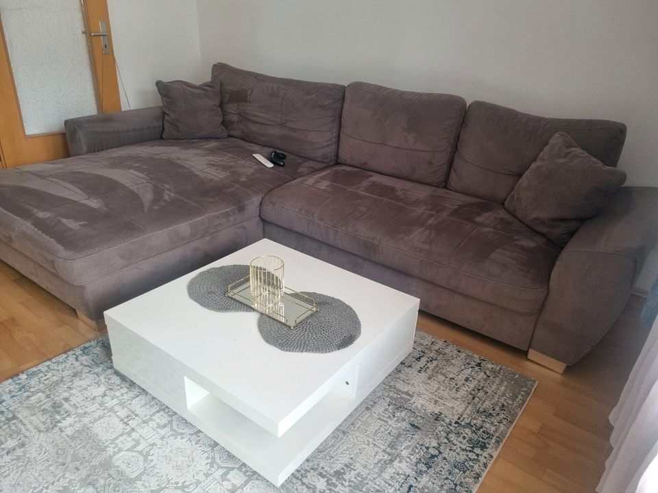 Sofa in gutem Zustand in Dresden