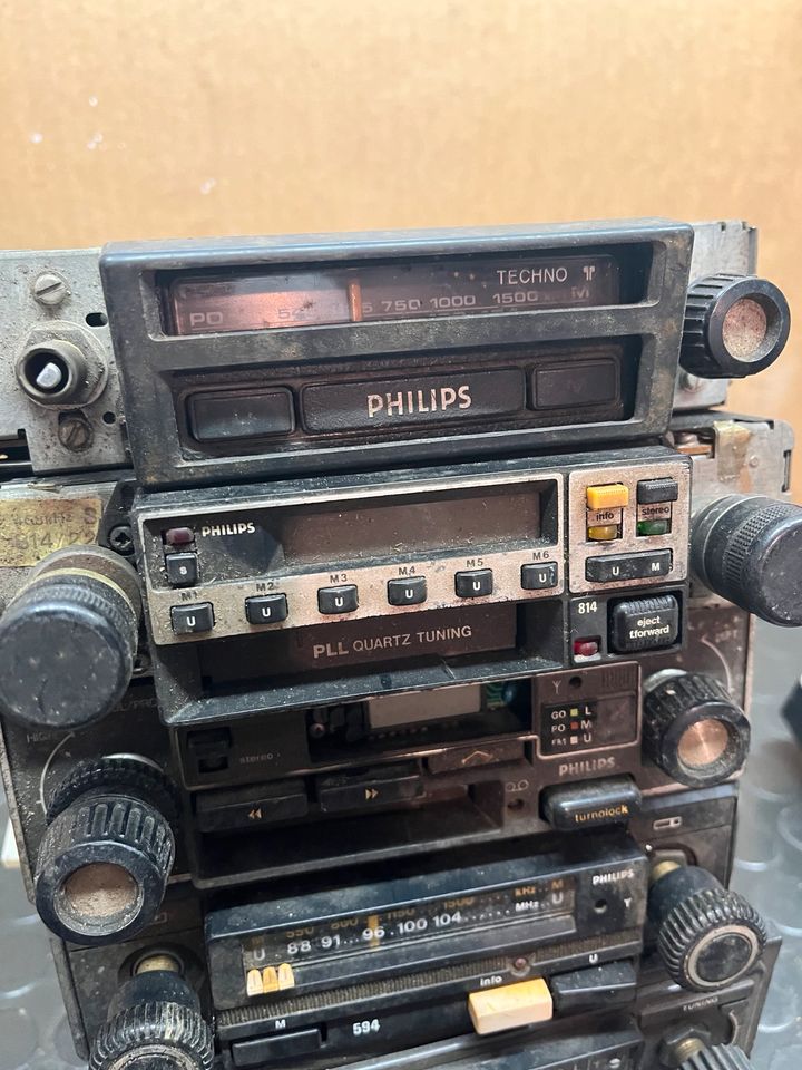Radio Konvolut Philips Autoradios Oldtimer Luxemb Quartz 594 in Rottenburg am Neckar