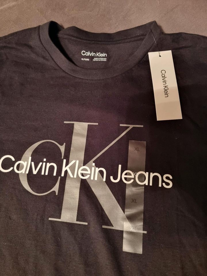 T shirt Herren XL Neu Calvin Klein in Stuttgart