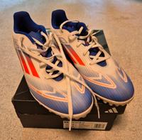 Adidas F50 Club TF Multinoppenschuhe Gr. 44 2/3 Berlin - Lichtenberg Vorschau