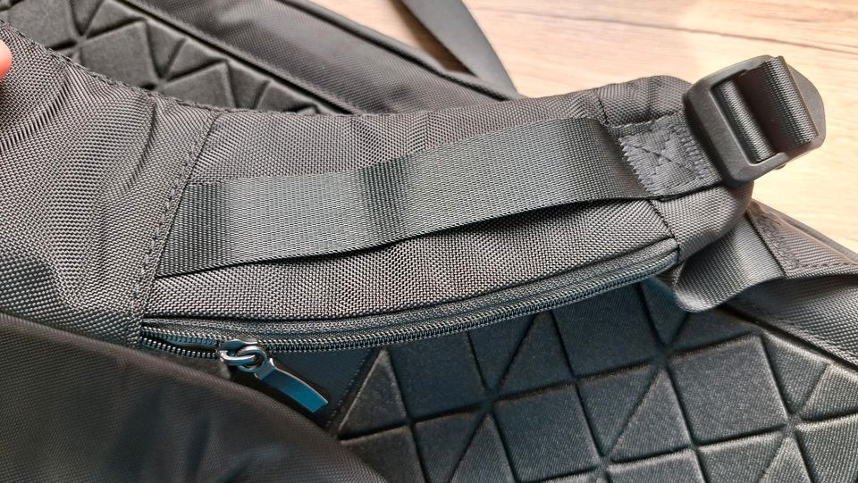 Rucksack Heroic Knight Laptop Tasche Akku in Glöwen