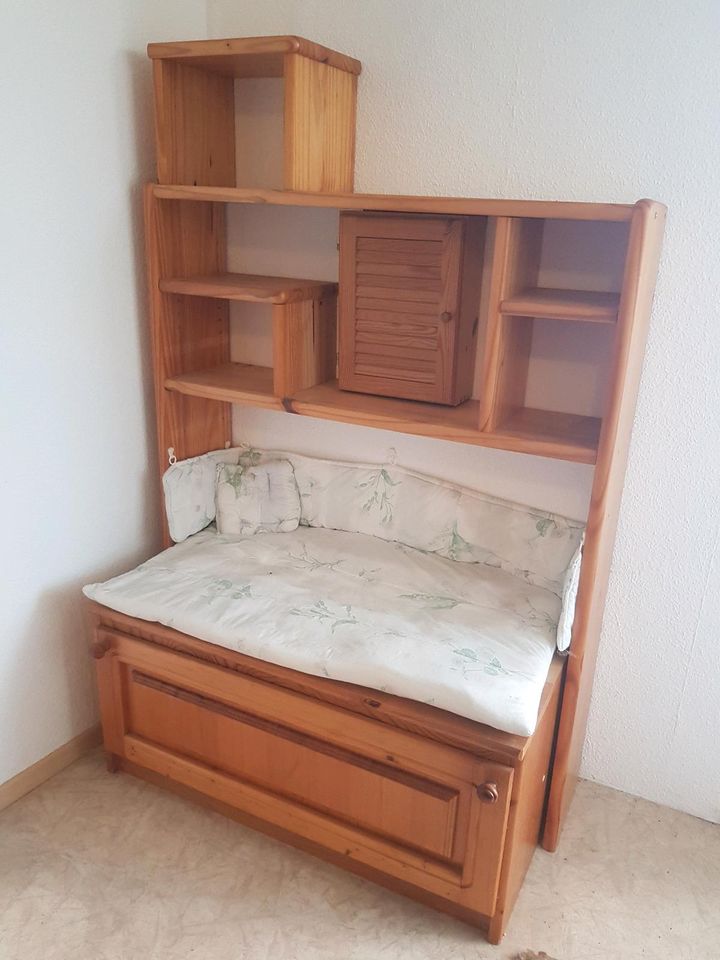 Schrank Schrankwand Holz in Velbert