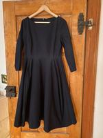 Schwarzes Kleid von Cos, wadenlang, Größe 40 Bayern - Thüngersheim Vorschau