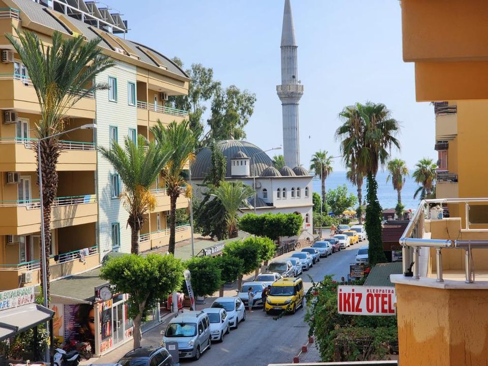 Atemberaubende Alanya Wohnung: Umarmen Sie Sonne, Meer und Stadtleben in München