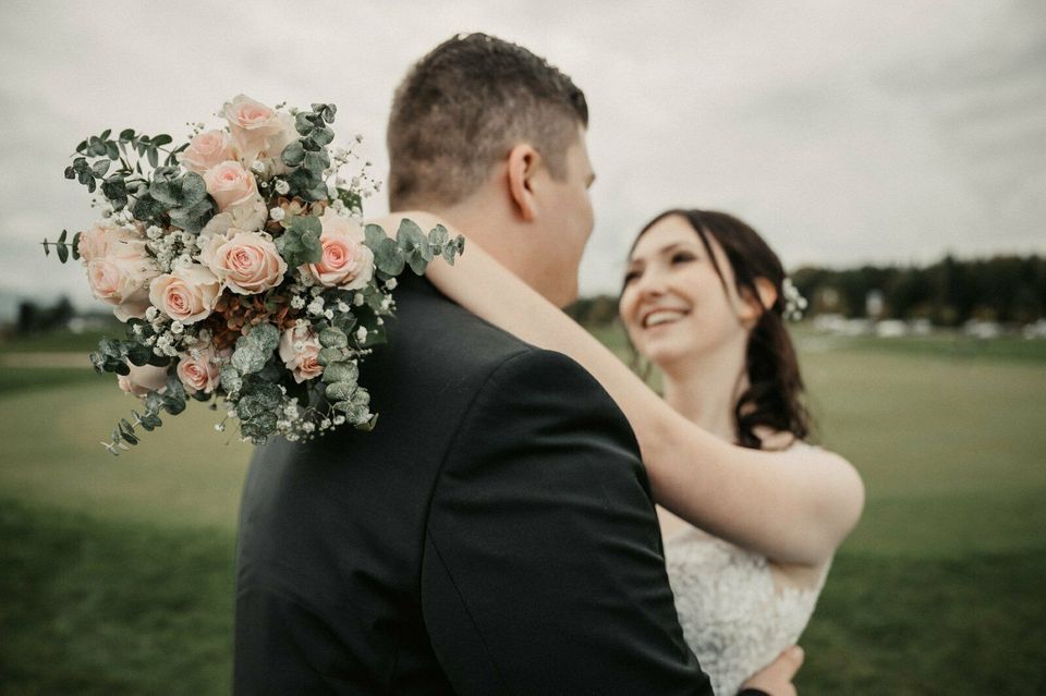 Natürliche Hochzeitsfotografie | Hochzeit | Fotograf | Fotografin in Denkendorf