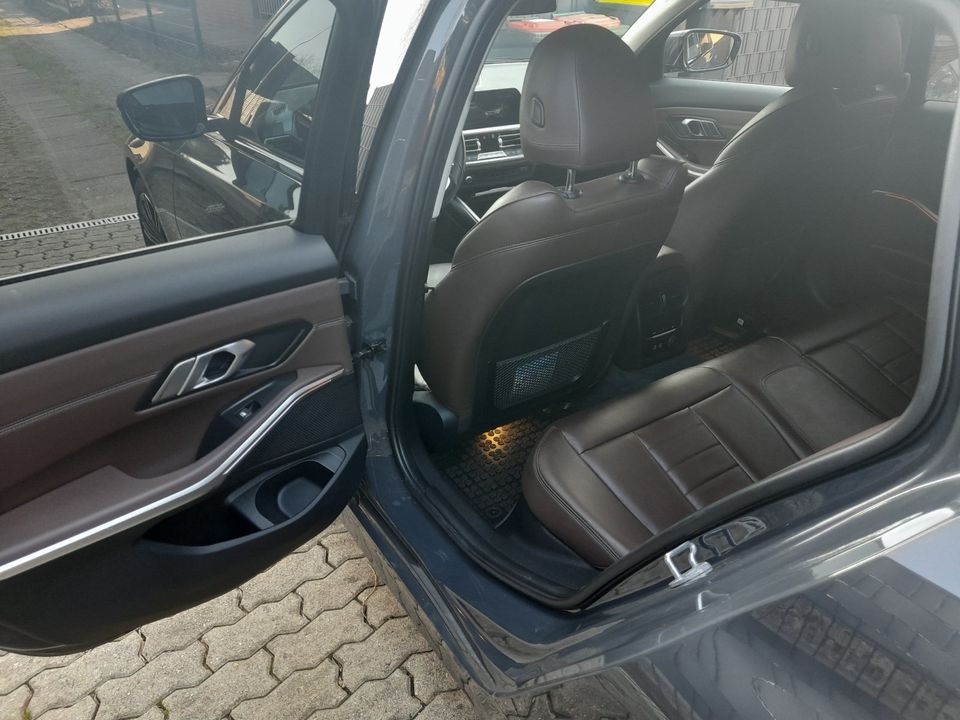 BMW G21 320i Touring dravitgrau Garantie & BMW Wartung Inklusive in Hamburg