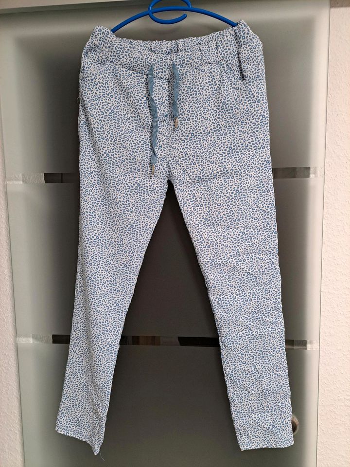 Joggpants Made in Italy blau/weiß in Wuppertal