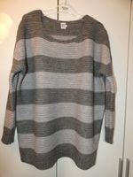 Saint Tropez Damen Pullover grau mit Wolle M 38 40 oversized Nordrhein-Westfalen - Mülheim (Ruhr) Vorschau