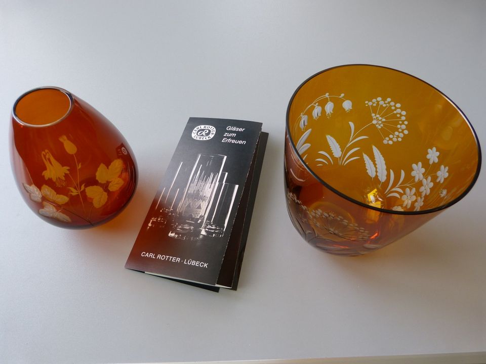 Carl Rotter Vase + Schale Glas bernstein Pflanzenmotive 80er in Griesheim