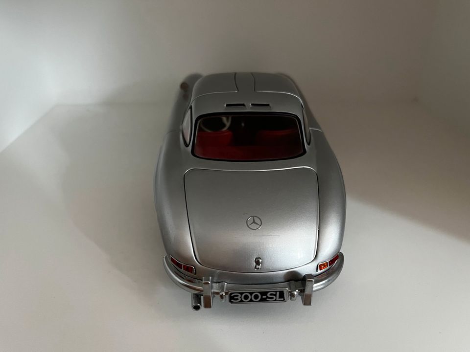 1:18 Modellauto MINICHAMPS Mercedes-Benz 300 SL W198 Silber TOP in Schwieberdingen