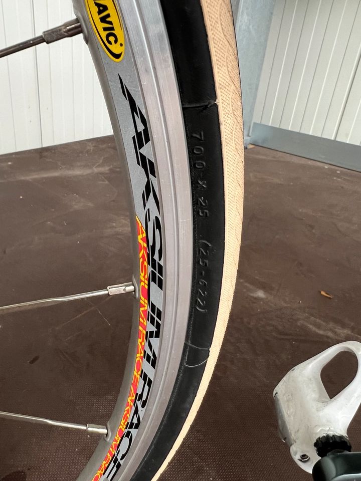 CUST-TEC Rennrad, Alu, Rahmengröße 55 cm, teilmontiert in Markgröningen