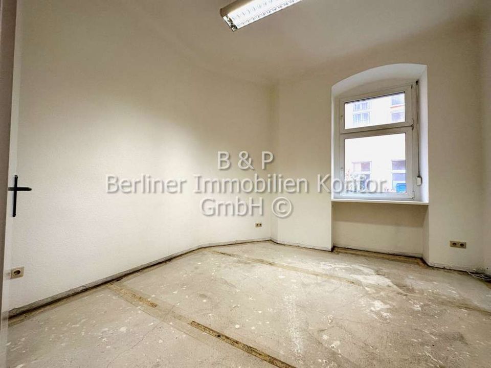 Zwei-Zimmer-Wohnung, 4.OG, in zentraler Kiezlage in Berlin