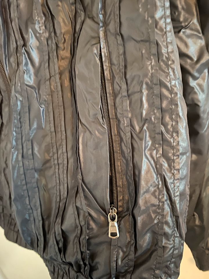 Jacke Calvin Klein in Freiburg im Breisgau