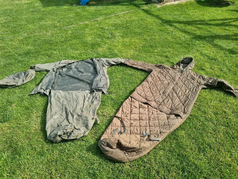 Schlafsack mit Ärmeln Bundeswehr Outdoor Wasserdicht in Arnsberg