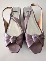 Elegant Satinschuhe in Flieder Farbe von BRONX München - Altstadt-Lehel Vorschau
