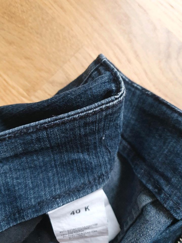 Damen Jeans Größe 40 blau Marke Vanilia in Bremen