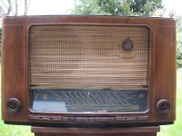 Altes Röhrenradio Grundig 4004W Essen - Essen-Ruhrhalbinsel Vorschau