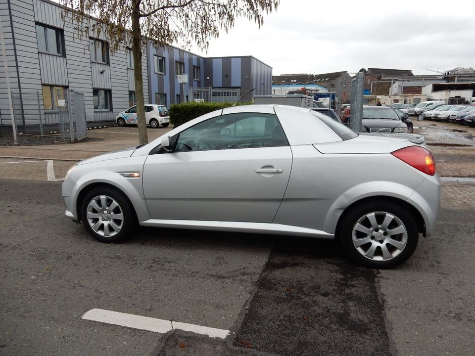 Opel Tigra Twin Top Enjoy in Oberhausen