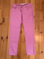 H&M & Material Girl Hosen alle stretchig je 12 Euro inkl. Versand Frankfurt am Main - Gallusviertel Vorschau