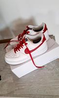 Nike Air Force 1  Damen Gr  40  weiß-rot Bayern - Landshut Vorschau