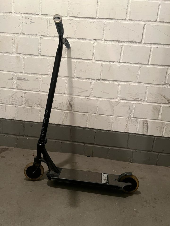 Blunt Prodigy s7 Stunt Scooter in Lemwerder