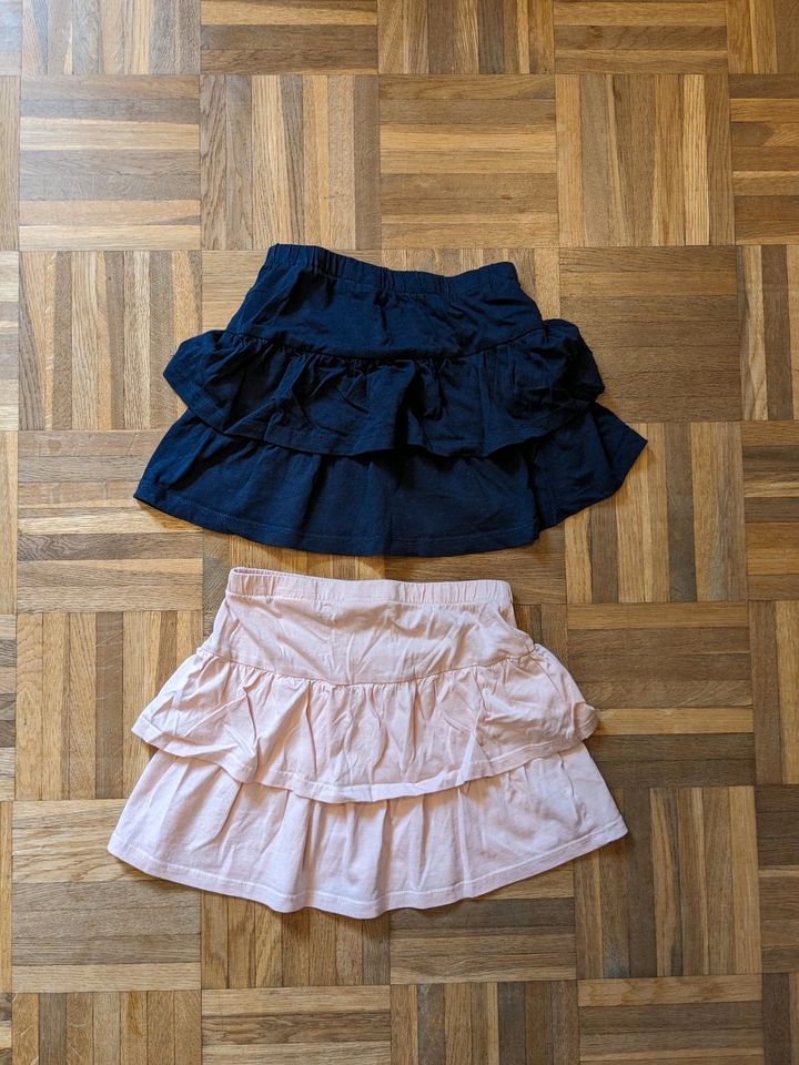 2 Röcke Sommer von H&M Gr. 110/116 blau und rosa in Scheinfeld