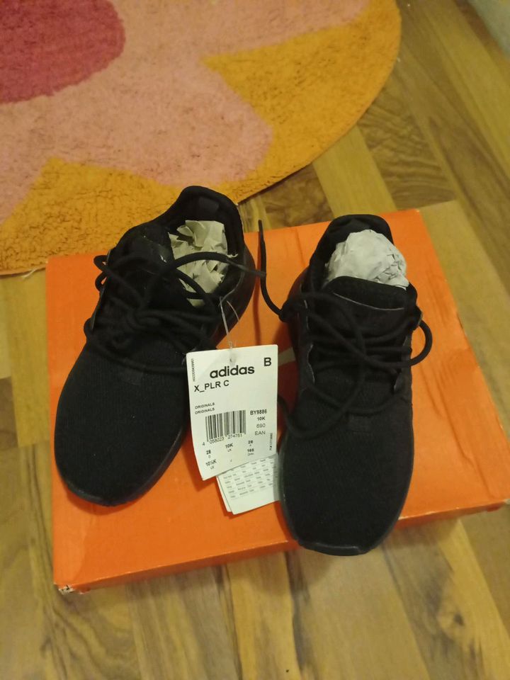 Sneakers XXL Paket Neu ab 5€, Adidas Geox Blinker Elefanten 28 in Mengkofen