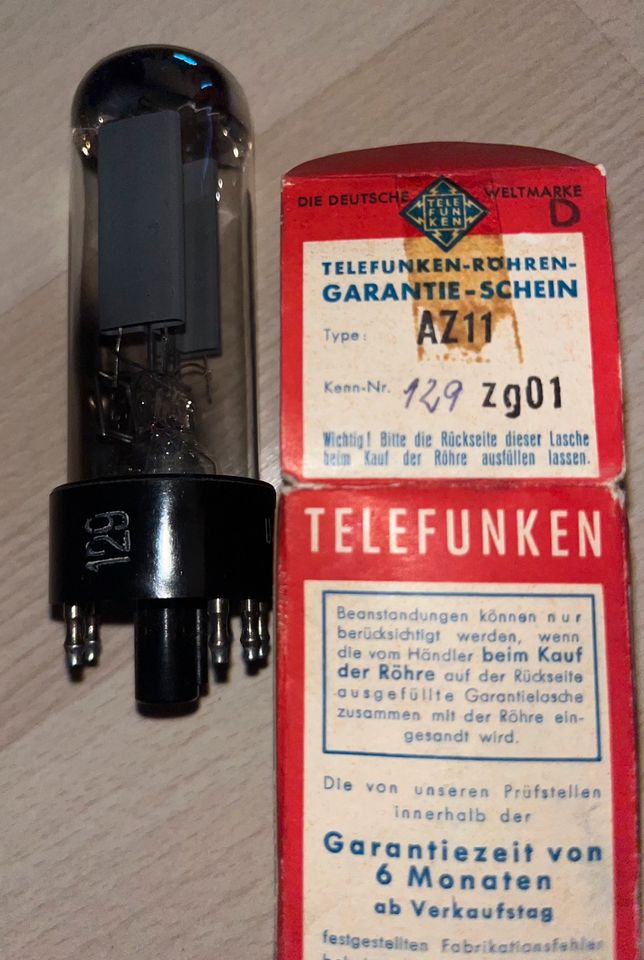 RADIORÖHREN  ELEKTRONENRÖHREN RUNDFUNKRÖHREN VALVO TELEFUNKEN in Elmshorn