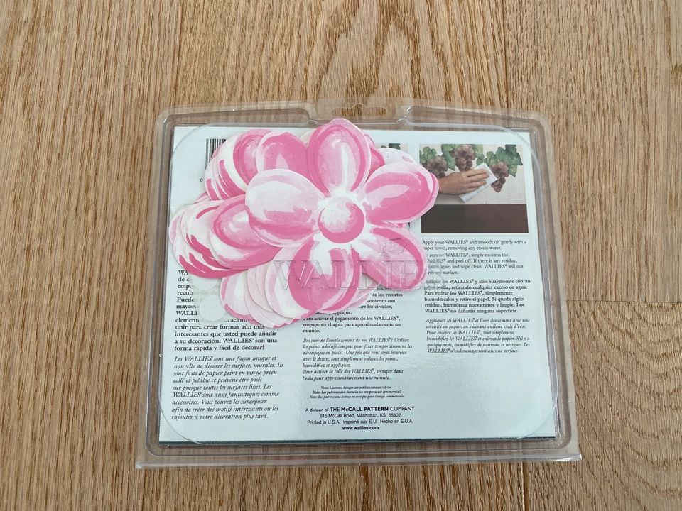 NEU Wandsticker + Bordüre Blumen Ranken Basteln Kinderzimmer rosa in Adendorf