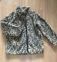 Neu! Plüschjacke im Leo Look Gr. 134 Yigga Berlin - Hohenschönhausen Vorschau