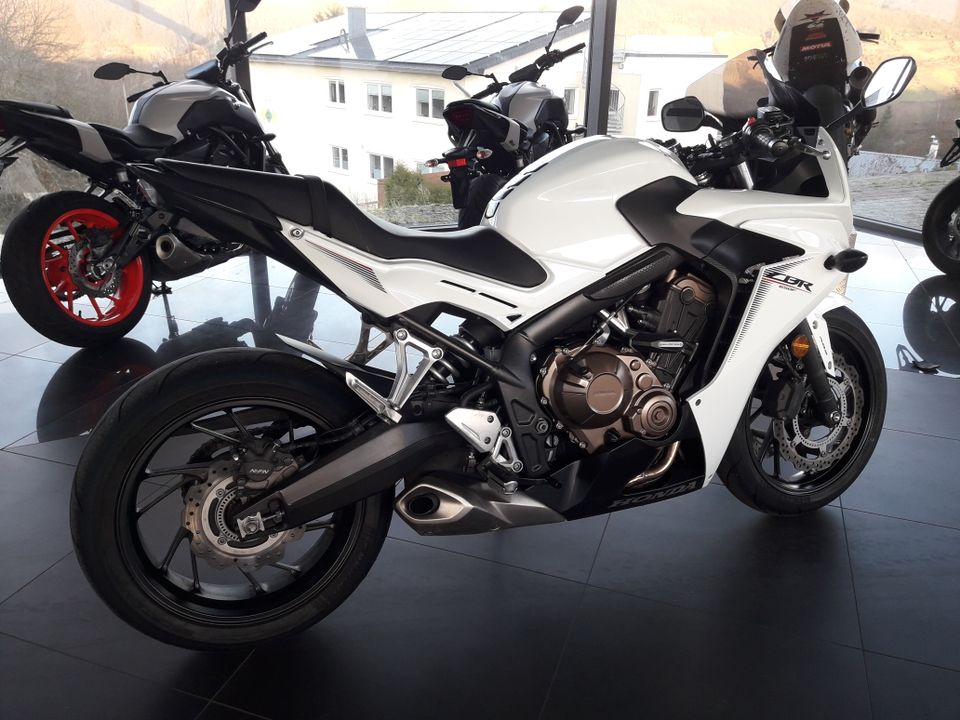 Honda CBR 650 F /inkl. 24.000 km Inpektion/ TOP Zustand / CBR650F in Zell (Mosel)