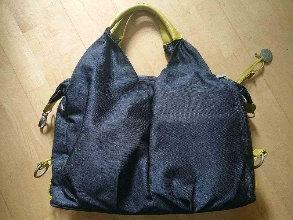 Wickeltasche Lässig neckline denim blue viel Zubehör Windeltasche in München