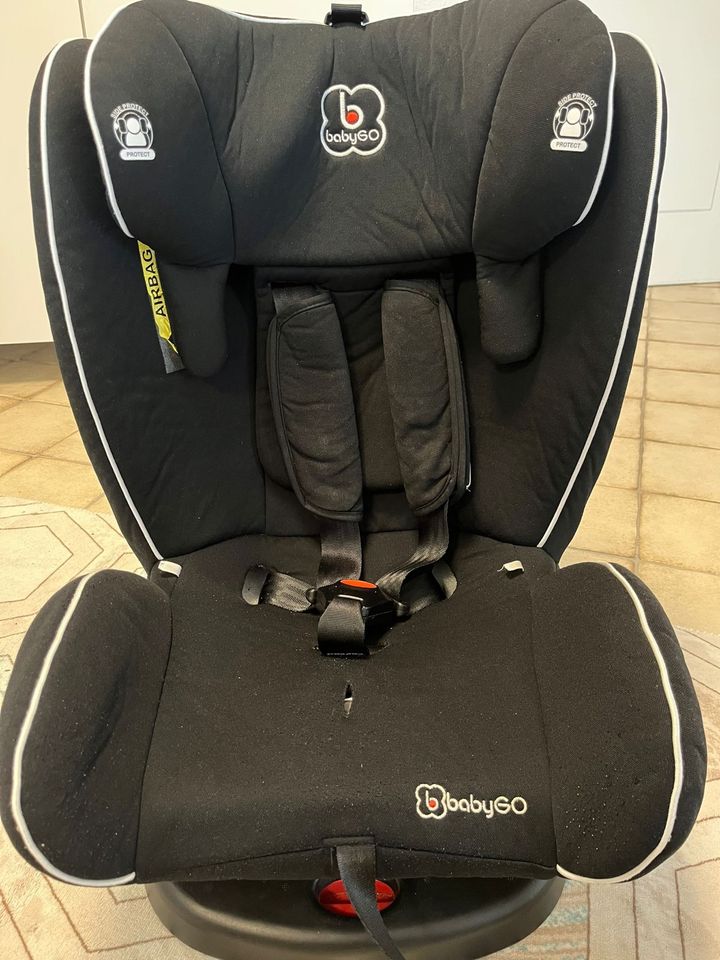 BabyGo Auto Kindersitz in Stuttgart