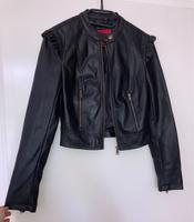 Guess Lederjacke Lederimitat Xs super Zustand Berlin - Charlottenburg Vorschau