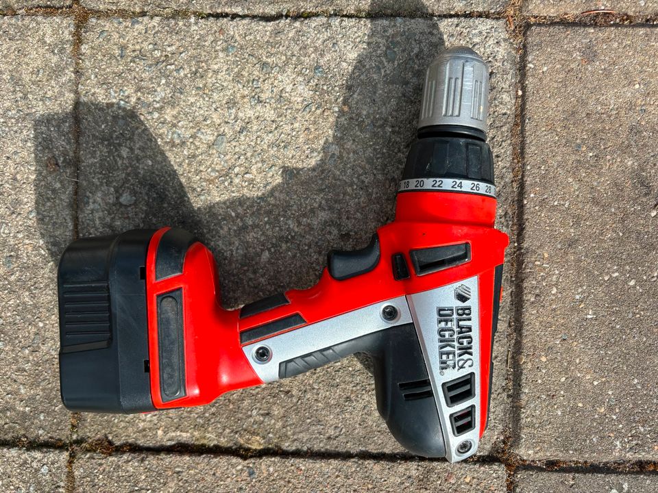 12V Black&Decker Akkubohrer in Dresden