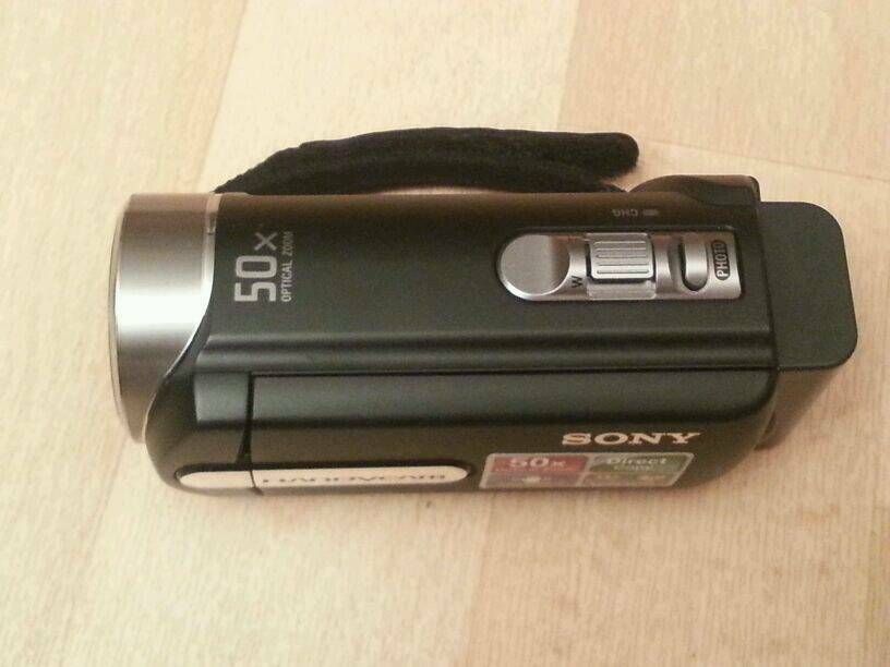 SONY DCR-SX15E; HANDYCAM, VIDEOCAMERA, sehr guter Zustand! in Berlin