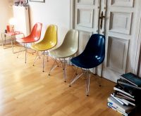 !!! 4 Farben. Eames Fiberglas Side Chairs. Vitra. Miller !!! Berlin - Mitte Vorschau