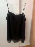 Top Seidentop Spitzentop schwarz Pimkie Collection Größe S Friedrichshain-Kreuzberg - Kreuzberg Vorschau