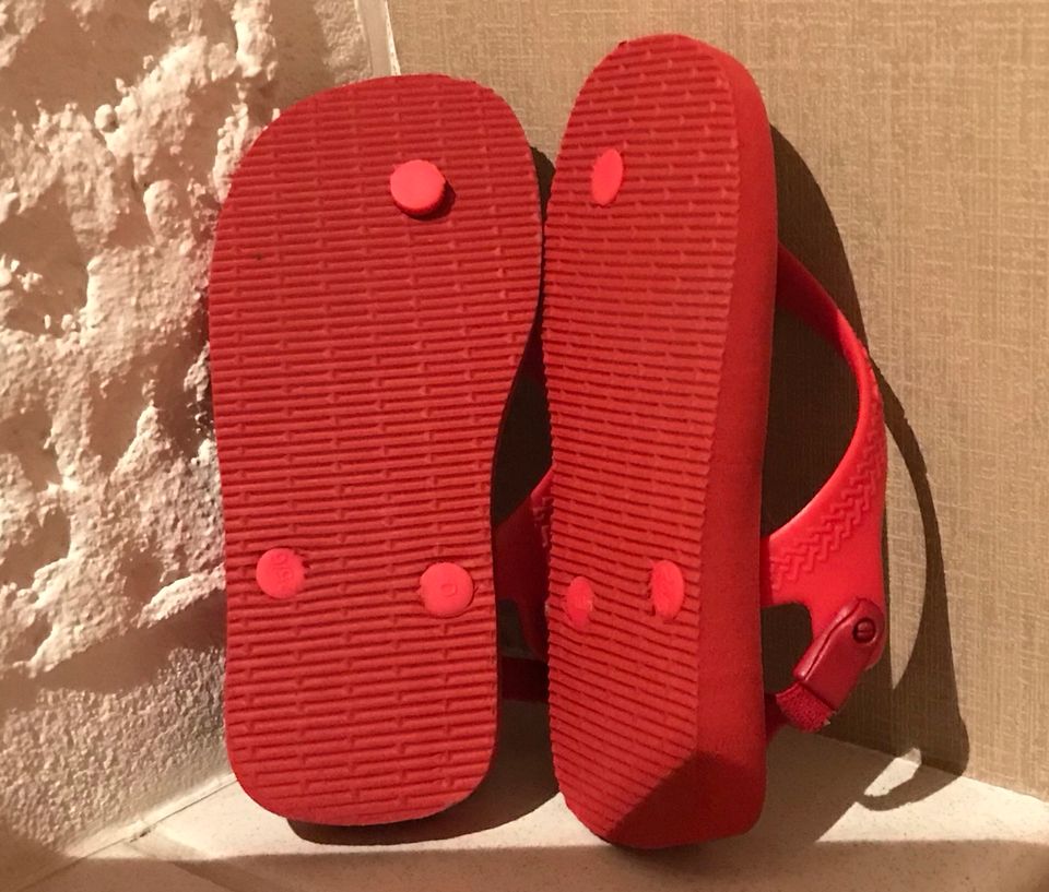 Zehentrenner Havaianas Disney Mickey Mouse Gr 25/26 in Frankfurt am Main