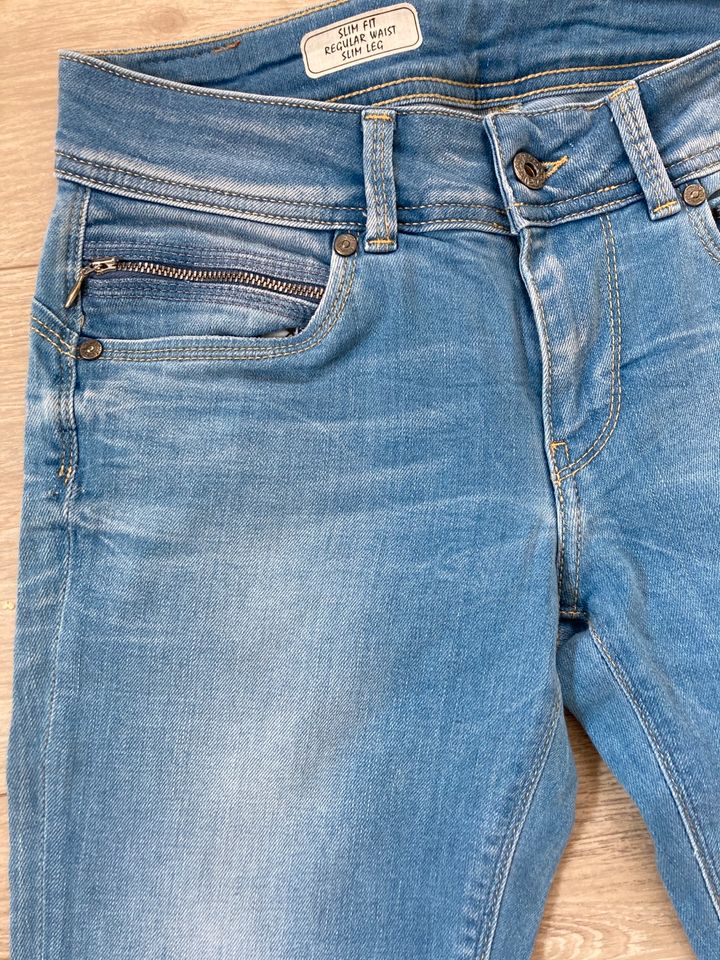 Pepe Jeans London Modell New Brooke slim fit Größe 27 in Rehau