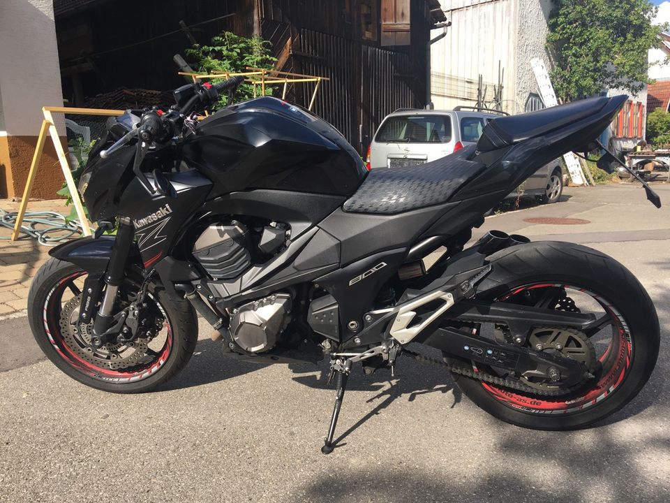 Kawasaki Z800 ABS in Haiterbach